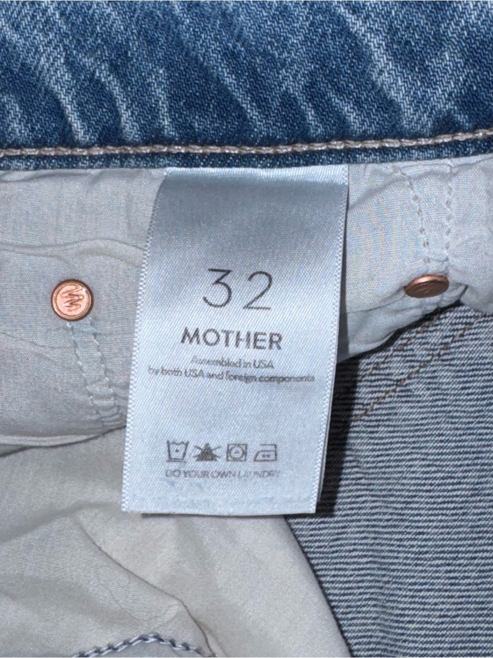 MOTHER The Skipper Short n’ Long Fray Leap At The Chance Denim Shorts Size 32 - Picture 7 of 10